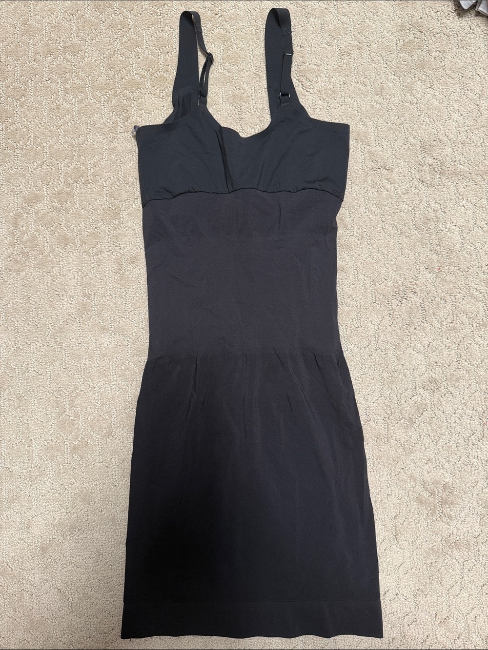 SPANX Shaping Dress - Picture 3 of 4